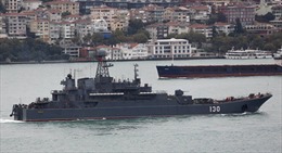 Thổ Nhĩ Kỳ "giam" tàu Nga tại Eo biển Bosphorus 